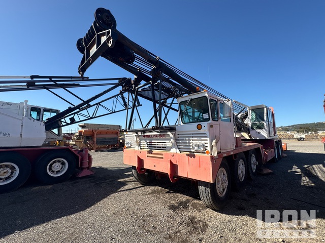 Link-Belt HC-234 280000 lb Lattice-Boom Truck Crane