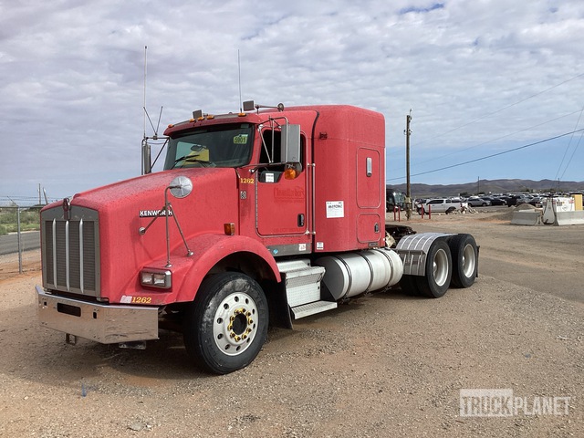 2005 Kenworth T 800