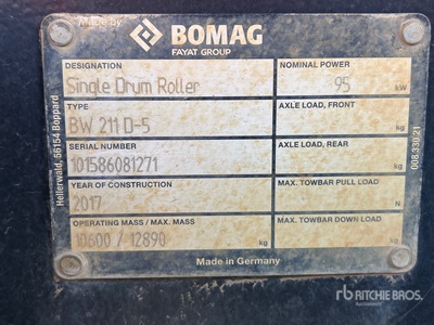 2017 Bomag BW211D-5 Smooth Drum Compactor