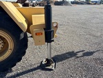 Crane Superstructure with Outrigger Cylinders