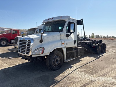 2015 Freightliner Cascadia 125 6x4 Camion roulant (Inoperable)