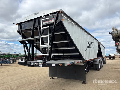 2017 Lode King HGF28-3L 28 ft Tri/A Super B-Train Lead Grain Trailer