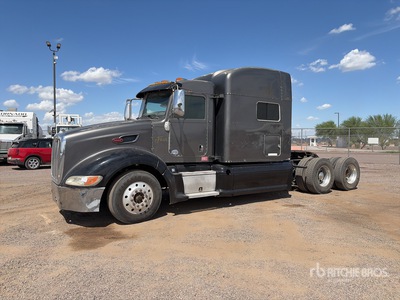 2013 Peterbilt 386 6x4 T/A Sleeper Truck Tractor
