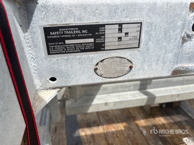 2008 Transline STI-TTMA-100 Crash Attenuator