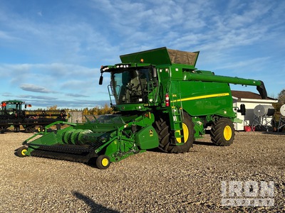 2018 John Deere T670 コンバイン