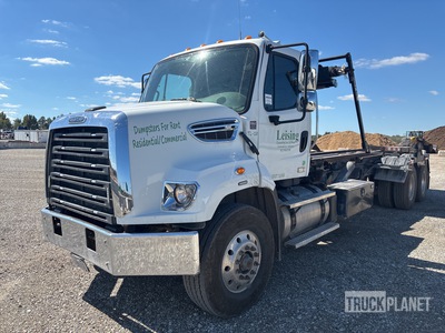 2020 Freightliner 108SD 6x4 Roll-Off Truck