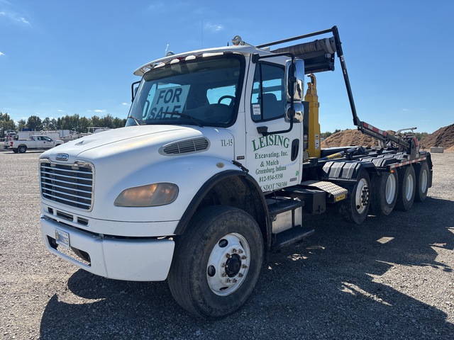 2005 Freightliner M2 106 10x4 Hooklift Truck