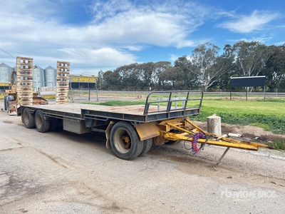 2002 Kennedy 7.8 m Super Dog Plant Trailer