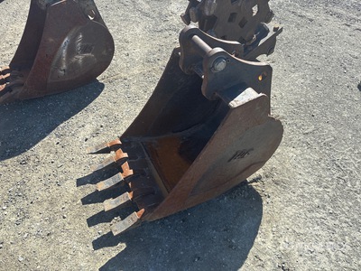 24 in Digging Cazo trasero para retroexcavadora