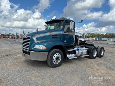 2018 Mack CXU613 6x4 Cabeza Tractora Cabina Corta