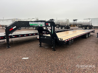 2026 Industrias America G32HR 32 ft T/A Gooseneck Remolque Portamaquinaria