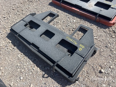 Kit Containers 42 in Skid Steer Forks (Unused)