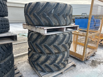 Quantity of (3) 495/70R24 Reifen