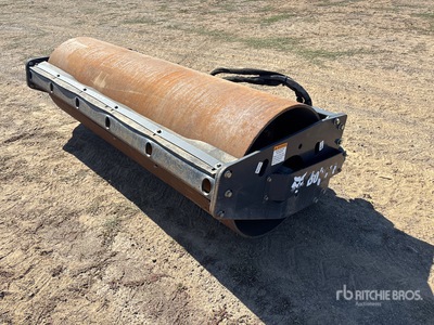 2016 Bobcat 80 in Skid Steer Vibratory Roller
