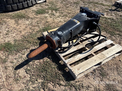2021 John Deere HH80C 66 in Hydraulic Breaker - Fits John Deere