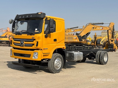 2022 XCMG XGA1182D6SAX 4x2 Sleeper Cabina y chasis