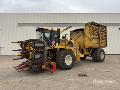 2000 New Holland FX58 4WD Forage Harvester