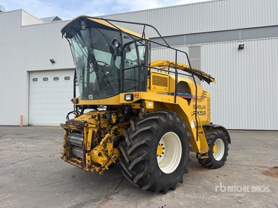 2001 New Holland FX58 2WD Forage Harvester
