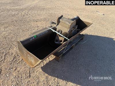 1800 mm Hydraulic Tilting Godet دلو حفارة (Inoperable)