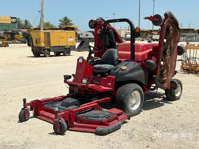 Groundmaster 5900 4x2 Ride-On Rasenmäher