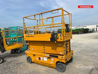 2018 Haulotte Compact 14 Electric Podnośnik nożycowy (Inoperable)