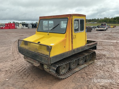 1981 Bombardier Crawler Carrier w/ Bombardier (Inoperable)