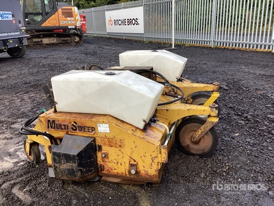 2008 Multi Sweep 425 Roadbrush