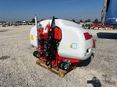 2020 Maschio Gaspardo Front Tank 3-Point Hitch Sprayer (Unused)