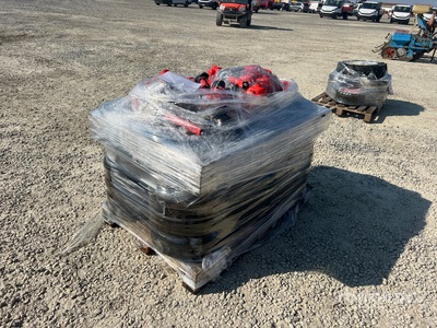 Maschio Gaspardo Set of Masts and Wheels (Unused)
