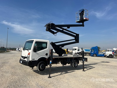 2012 Sequani Zed 20CH 20 m on 2012 Nissan Cabstar 35 - 11 Camion Nacelle