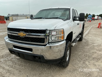 2012 Chevrolet Silverado 2500HD LS 4x4 Extended Cab Pickup
