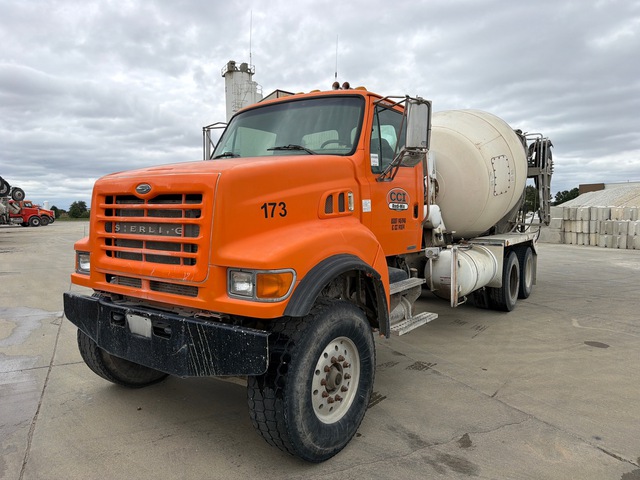 2005 Sterling LT9500 6x4 Mixer Truck
