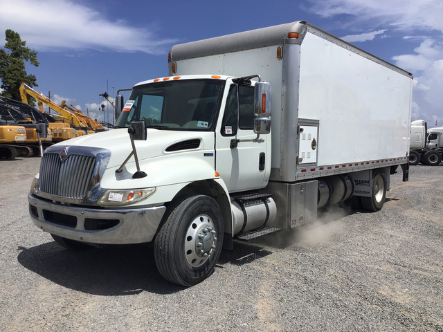 2011 International 4300 SBA LP S/A Fuel & Lube Truck