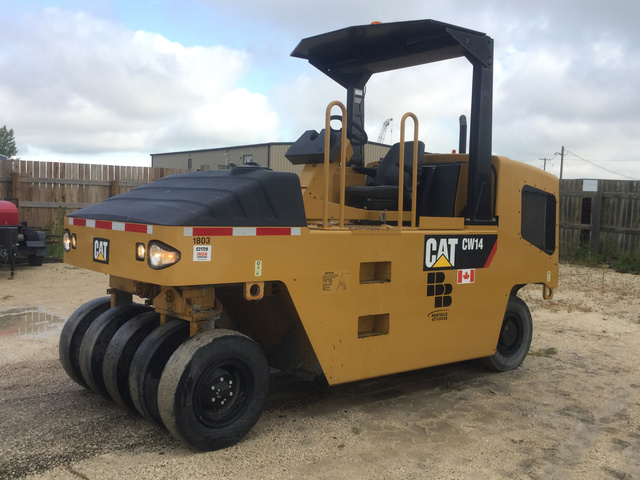 2013 Cat CW14 Pneumatic Roller 2013 Cat CW14 Pneumatic Roller