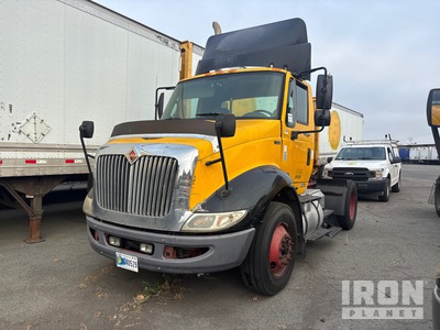 2012 International 8600 4x2 Cabeza Tractora Cabina Corta (Inoperable)