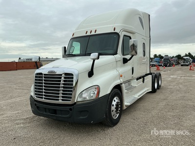 2016 Freightliner Cascadia 125 6x4 Ciągnik siodłowy T/A z kabiną sypialną