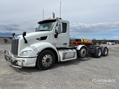2017 Peterbilt 579 8x4 Tracteur routier