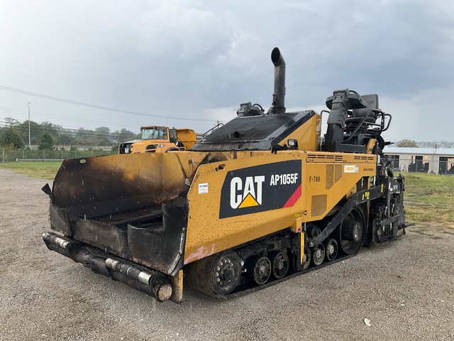 2016 Cat AP1055F Track Asphalt Paver