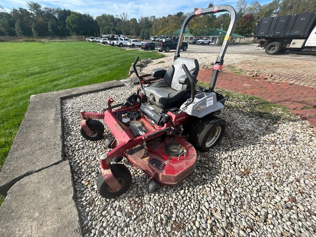 Exmark Lazer Z Zero-Turn Lawn Mower Exmark Lazer Z Zero-Turn Lawn Mower