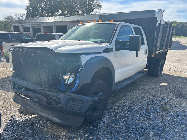 2016 Ford F-450 Super Duty XL 4x2 Extended Cab Flatbed Truck