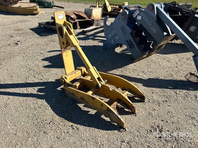 25 in Manual Excavator Thumb