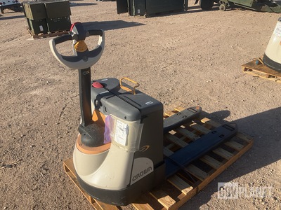 Crown WP3035-45 Electric Pallet Jack