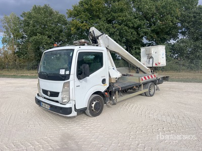 2011 Multitel 160 ALU/DS 16 m on 2011 Renault Maxity 110DXi Camion Nacelle Bucket Truck