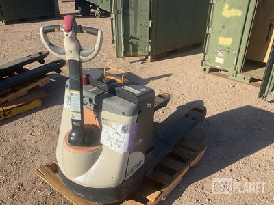 Crown WP3035-45 Electric Pallet Jack