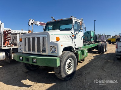 2001 International F-2554 6x4 Fahrgestell (Inoperable)