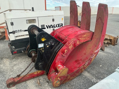 AE 330 Graafmachine Grijper
