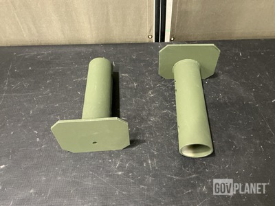 (32) Oshkosh 1473740W Leg Extension Assemblies