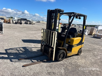 2011 Yale 4800 lb Cushion Tire Chariot Élévateur