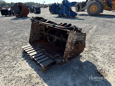 2006 Metalmeccanica Moderna BM350 Hormigonera para minicargadora