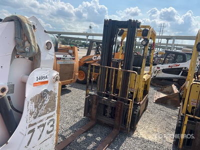 2015 Hyster E60XN 5600 lb Pneumatic Tire Chariot Élévateur